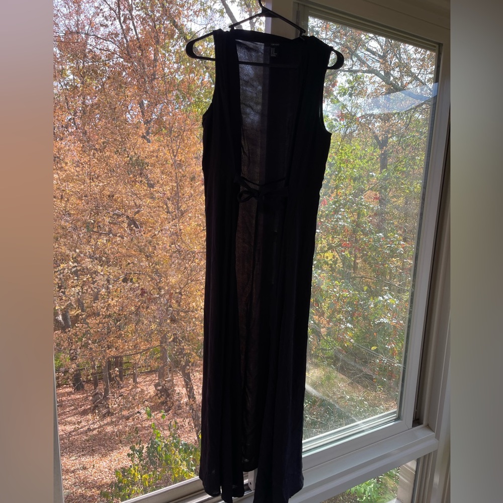 Black tie front duster vest